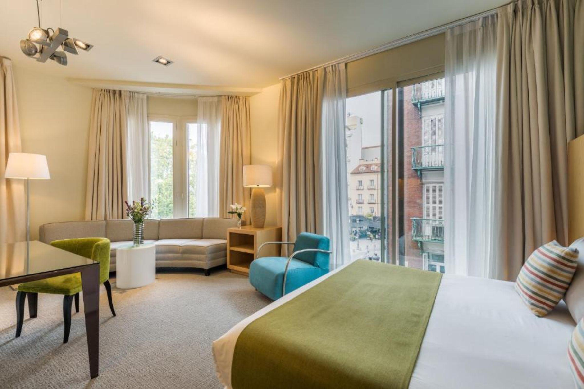 รูมเมท อลิเซีย Hotel มาดริด ภายนอก รูปภาพ
