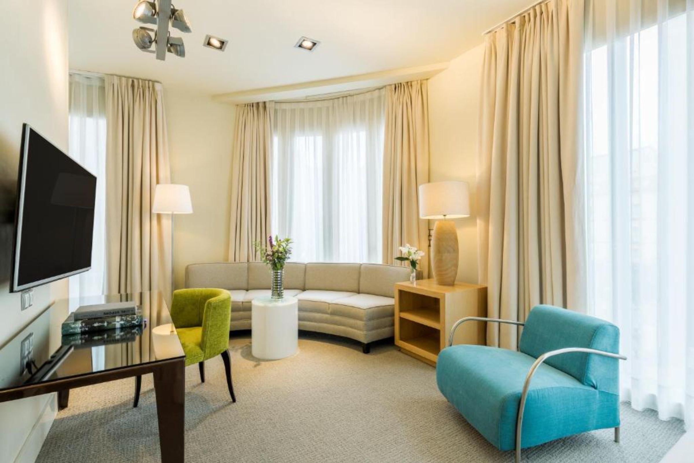 รูมเมท อลิเซีย Hotel มาดริด ภายนอก รูปภาพ